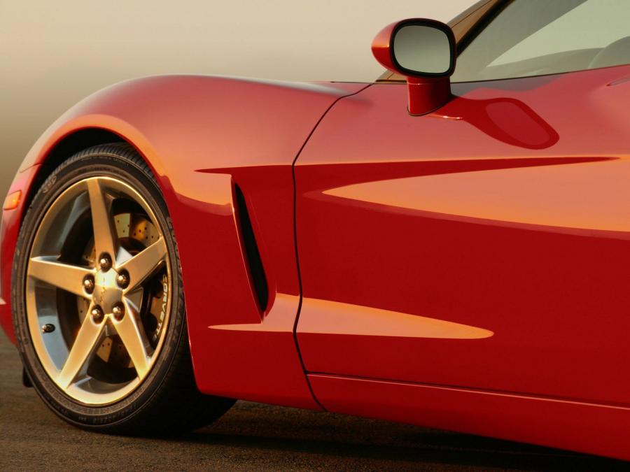  Chevrolet Corvette 2005 года  (фото 96 из 182)